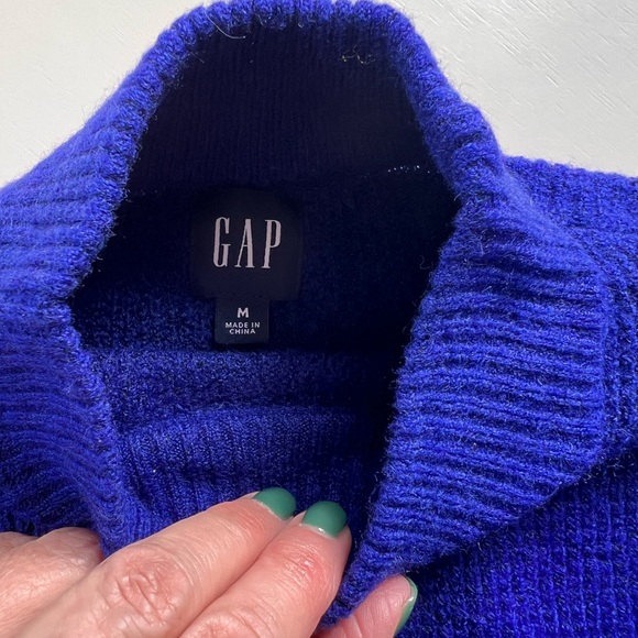 Gap Sweater - Picture 5 of 5